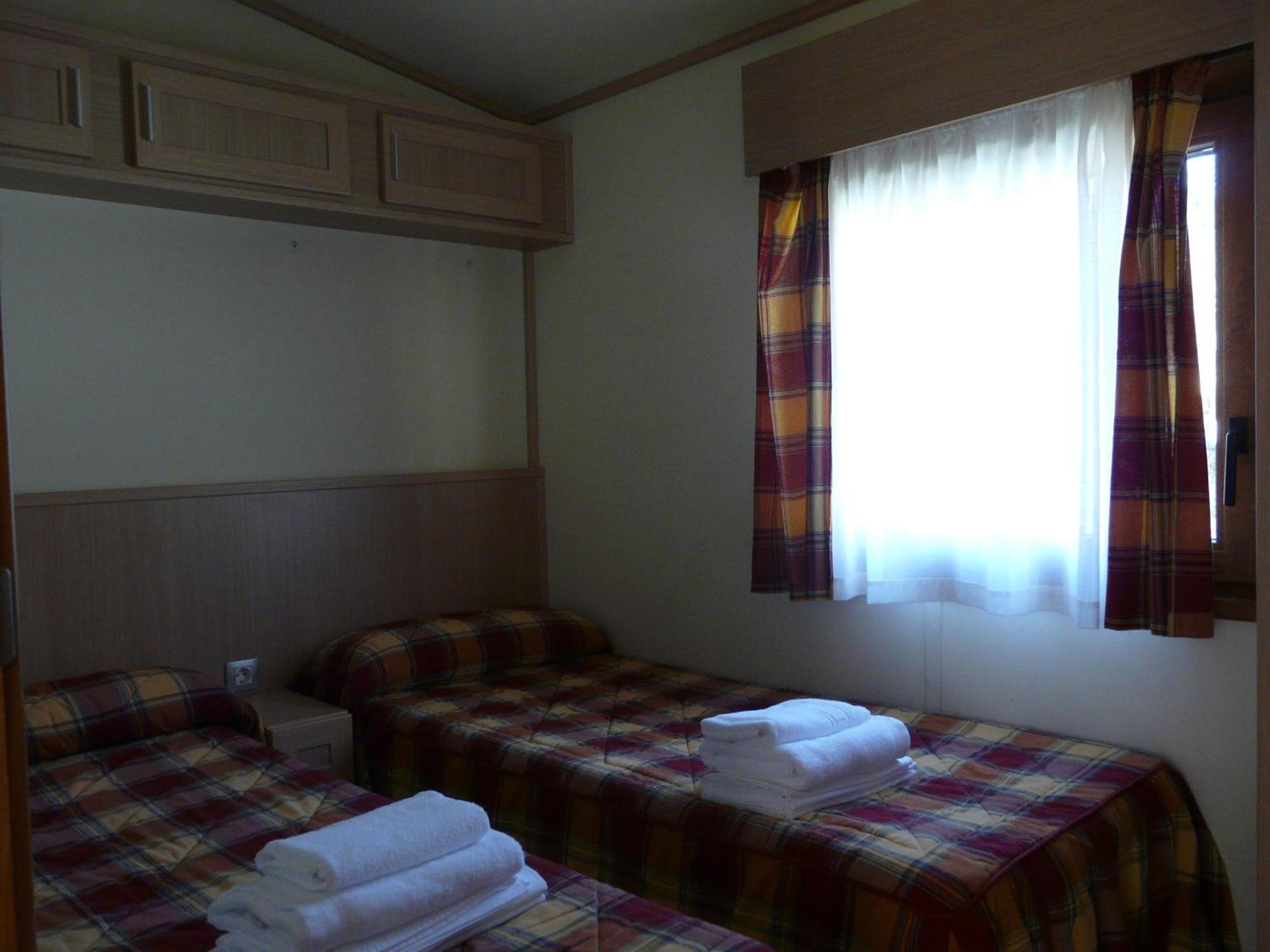 Complejo Turistico Bielsa Hotel Y Camping Zimmer foto